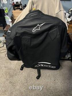 Alpinestars leather motorcycle jacket GP Plus R v2 Size 54 EU Size 44 US
