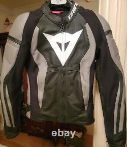 Dainese Leather Motorcycle Jacket Euc 38 Armor Excellent Condition Black & Grey
