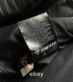 Dainese Motorcycle Leather Jacket Medium 50 Black Red Mens Armored G2 Protector