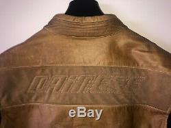 Dainese Stripes D1 Leather Motorcycle Jacket (EU56, US46) & G2 Back Protector
