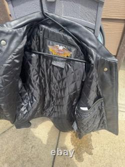 Harley-Davidson Black Leather Jacket Embossed Back Logo Quilted Lining Size M