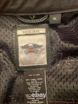 Harley Davidson Motorcycle W. Leather Jacket sz XL Inner jacket with pockets