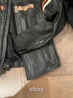 Harley Davidson Motorcycle W. Leather Jacket sz XL Inner jacket with pockets