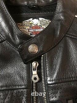 Harley davidson leather jacket xxl Wore Once