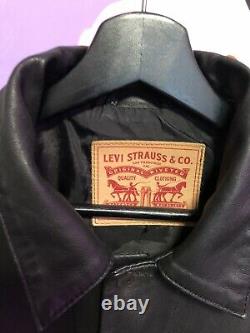 Levis leather trucker jacket size S