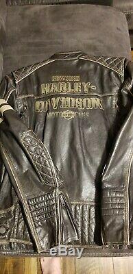 Mens Harley Davidson Leather Jacket Xxl. Only Wore A Couple Times