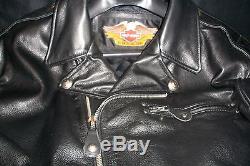 OUTSTANDING MANS HARLEY-DAVIDSON XL LEATHER JACKETALL THE BELLS & WHISTLES
