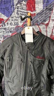 Pre-owned in good overall condition. Normal wear consistent with age and use. No