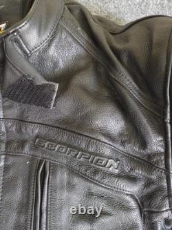 Scorpion EXO Mens Medium Black Leather Motorcycle Riding Jacket Armor
