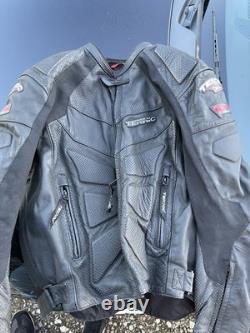 Teknic BLACK LEATHER Motorcycle Jacket size 42 Padded Mesh Vented TASC riding