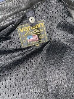 Vanson Leathers Perforated Leather Motorcycle Jacket Size 40 (M)