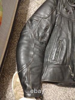 Vintage Frank Thomas leather jacket Size UK 42, EUR 52, Padded Nice