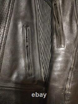 Vintage Frank Thomas leather jacket Size UK 42, EUR 52, Padded Nice