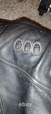 Vintage Frank Thomas leather jacket Size UK 42, EUR 52, Padded Nice