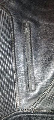 Vintage Frank Thomas leather jacket Size UK 42, EUR 52, Padded Nice