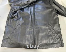 Vtg GAP Mens Black Leather Bomber Jacket Medium M Heavy Weight Quilted Lining